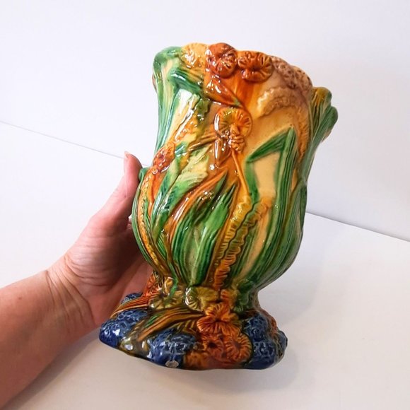 Art Nouveau-Style DRIP GLAZE VASE, Underwater Scene in Colorful Relief, 8" x 6" - Picture 5 of 11